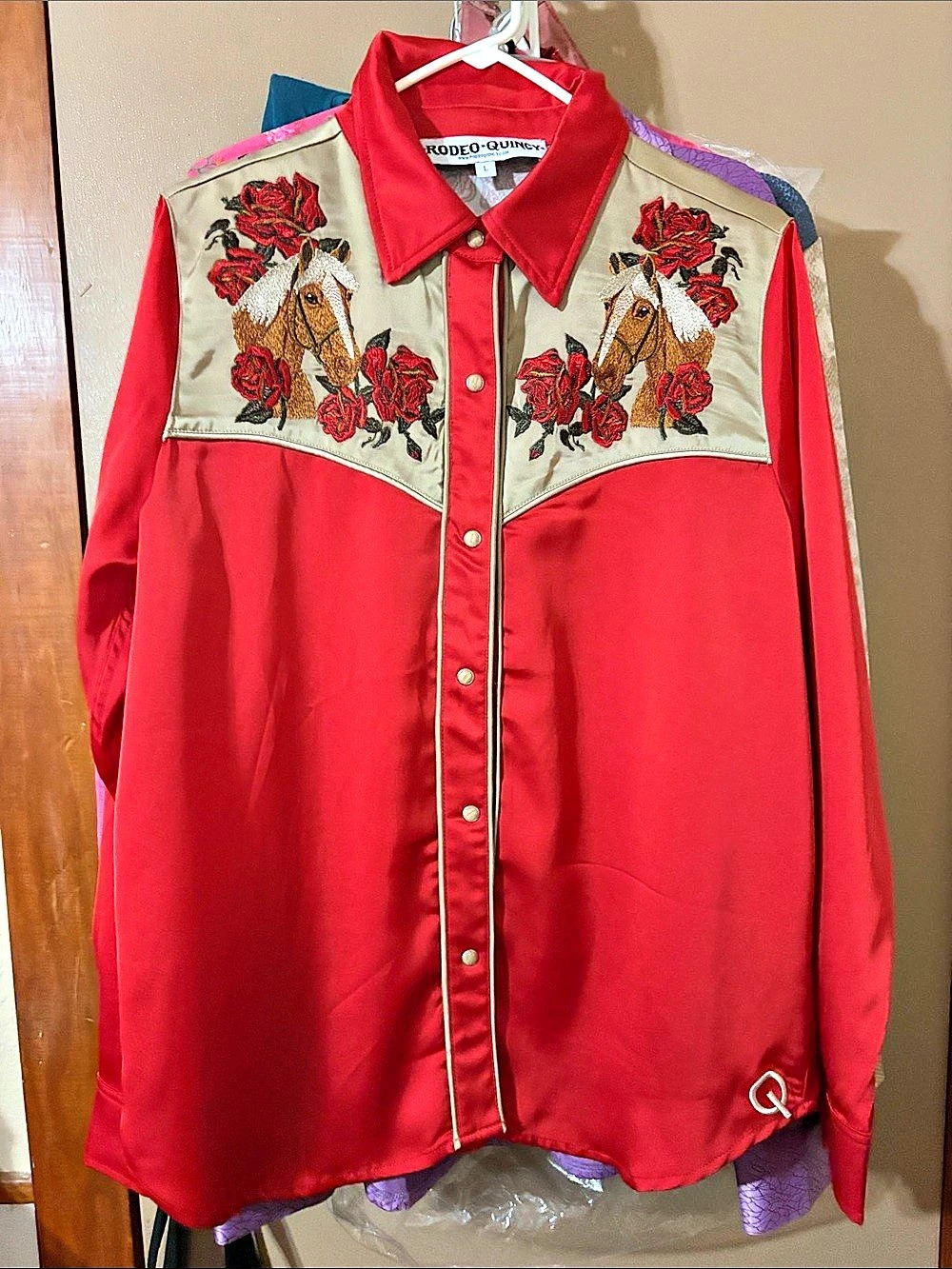 Rodeo Quincy Horses & Horseshoes Button Up Red & Beige Large